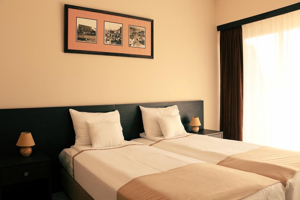 Hotel Jezero Bor Exterior photo