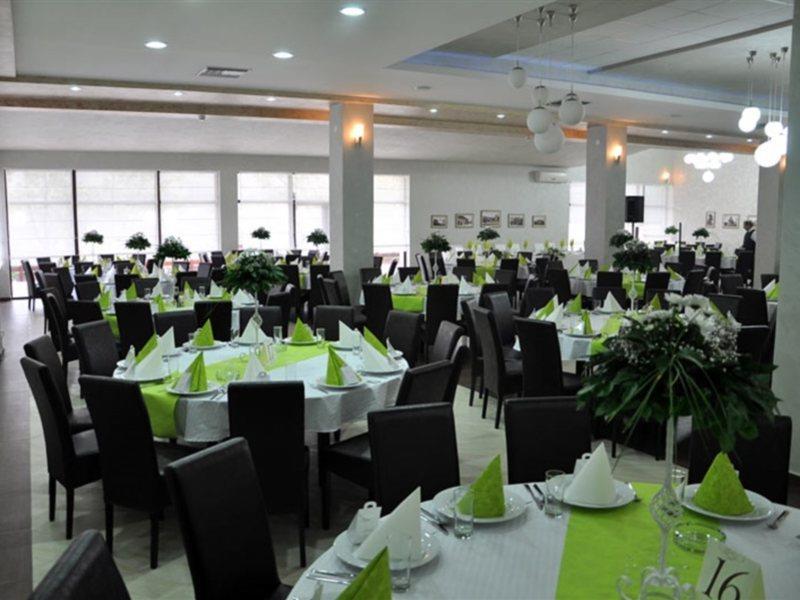 Hotel Jezero Bor Exterior photo