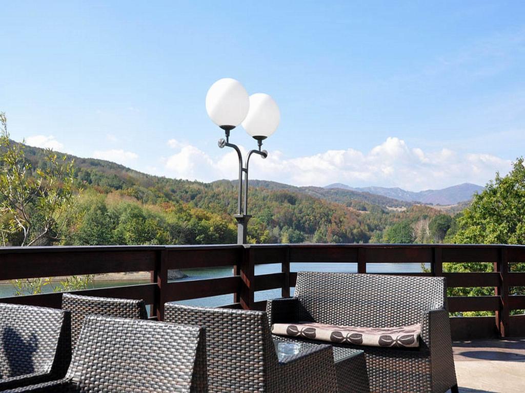 Hotel Jezero Bor Exterior photo