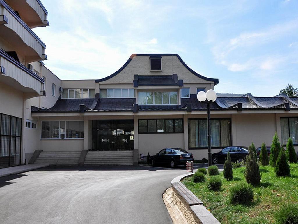 Hotel Jezero Bor Exterior photo